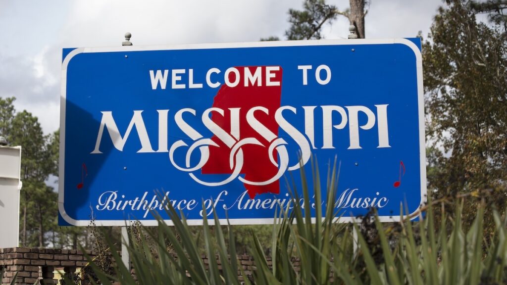 Welcome to Mississippi road sign